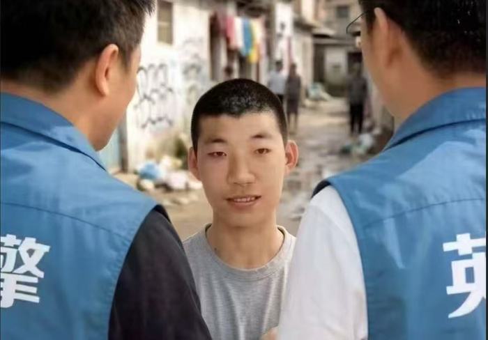 文章附图